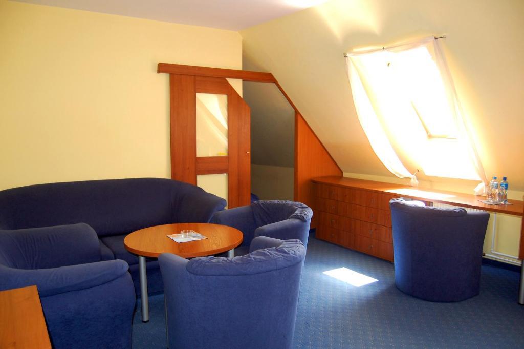 Hotel Zajazd Piastowski Казимеж Долни Стая снимка